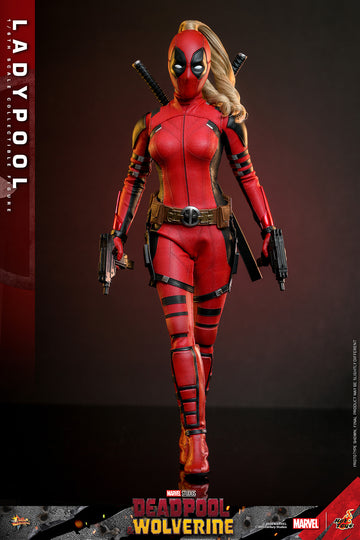 Hot Toys 913477 Ladypool Sixth Scale Figure MMS5747